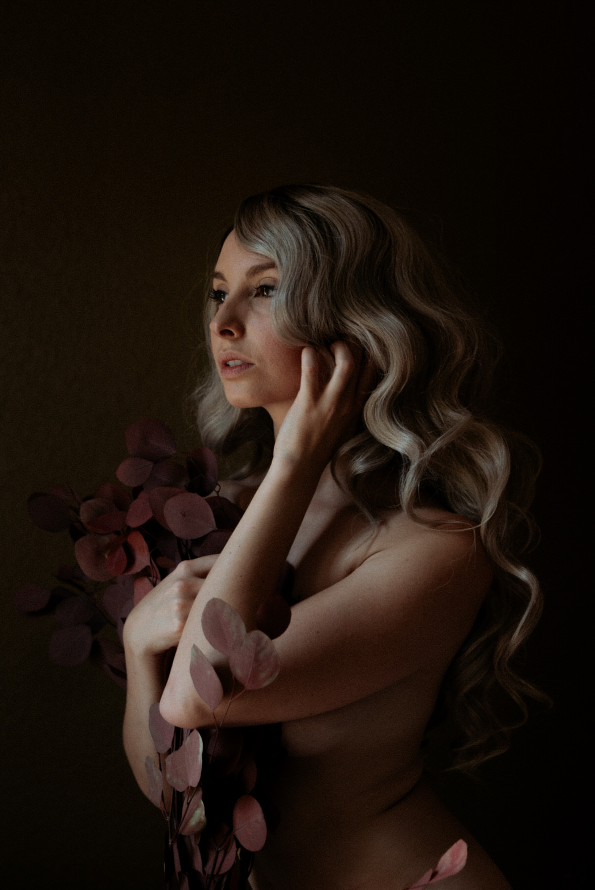 https://royallunephoto.com/wp-content/uploads/2018/06/InHomeBoudoirDallas-21-of-28.jpg