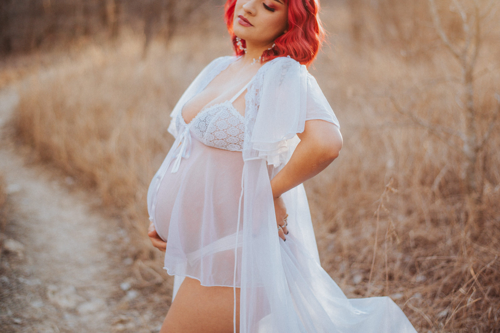 https://royallunephoto.com/wp-content/uploads/2021/04/DallasMaternityPhotosKB-2-of-62.jpg