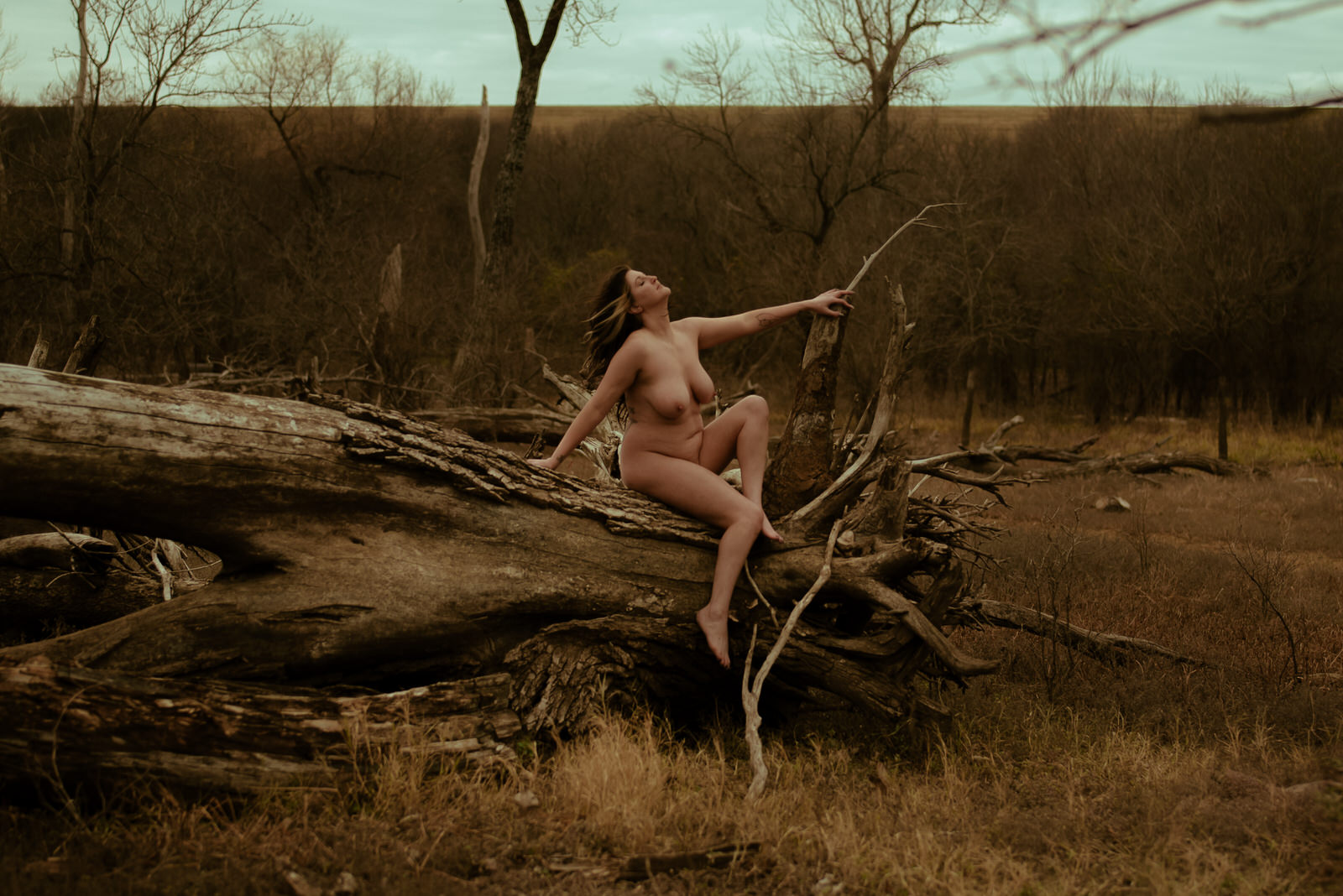 beautiful nude photography in nature