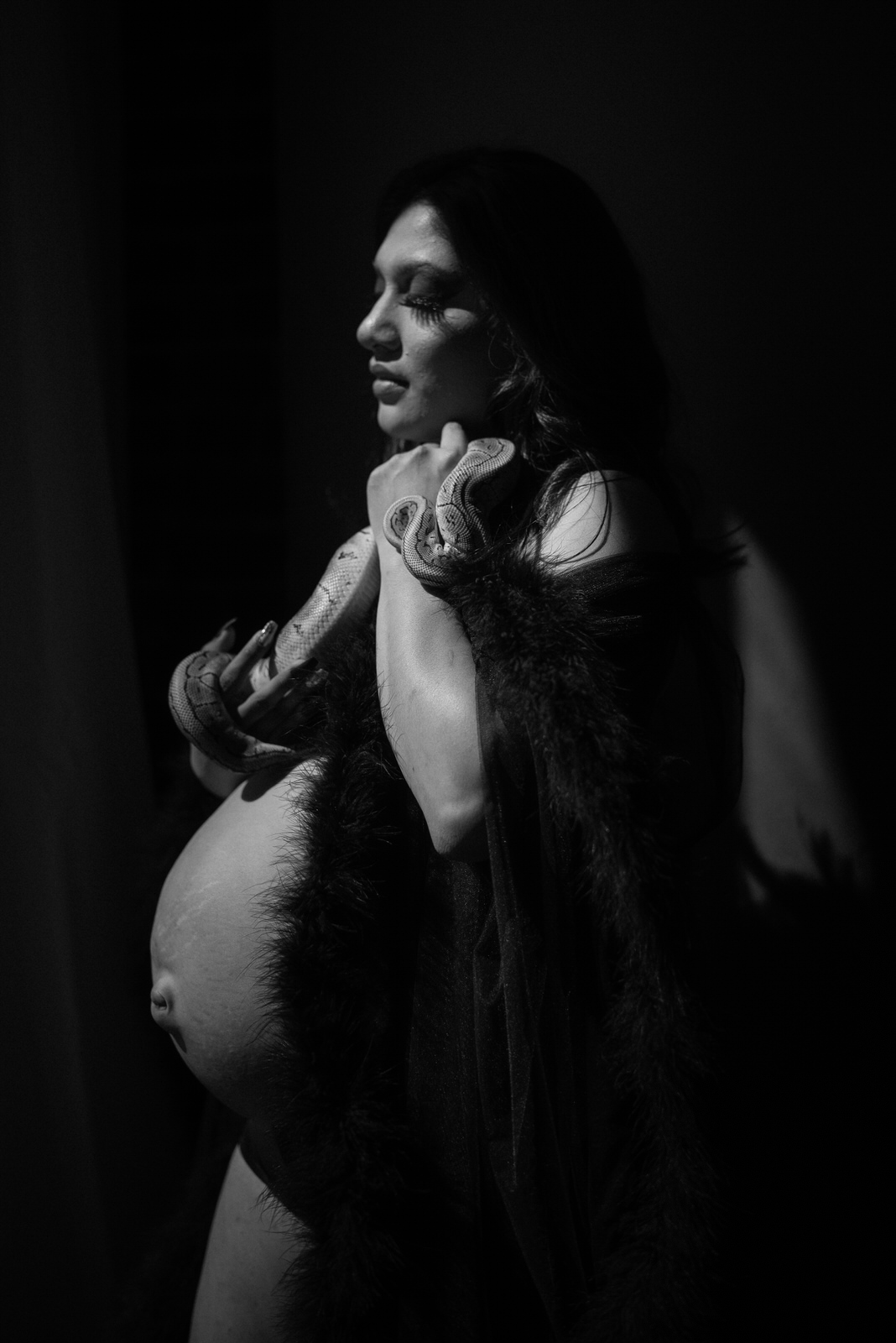 Boudoir maternity Photography Dallas