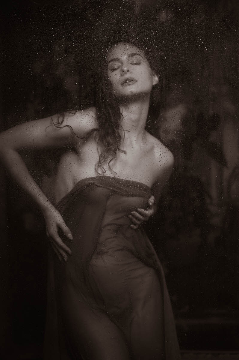 https://royallunephoto.com/wp-content/uploads/2024/06/FineArtNude-46.jpg