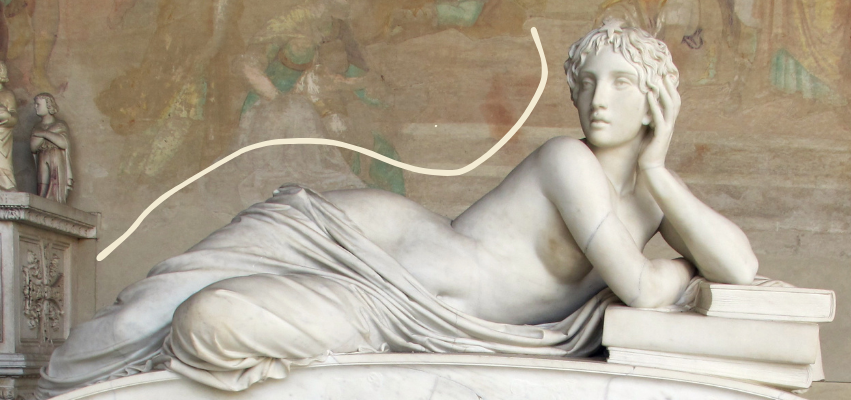 A reclining marble statue with a soft line drawn over the body to trace the elegant S-curve, showcasing classical inspiration for boudoir posing. The graceful tilt of the hips and relaxed arm placement offer a timeless reference for fine art boudoir photography.
